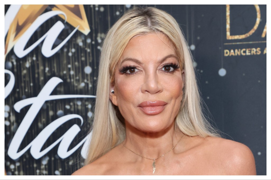 Tori Spelling's 'Lost in The Everglades' Filming Begins; A+E's 'Alone' Indian Remake; 'Egghead & Twinkie' Launch; Paramount Supports Manchester Cinema